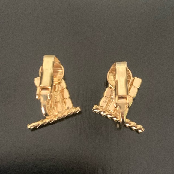 Like New! Vintage Earrings American Flag Rhinestone Clip On - Picture 6 of 9